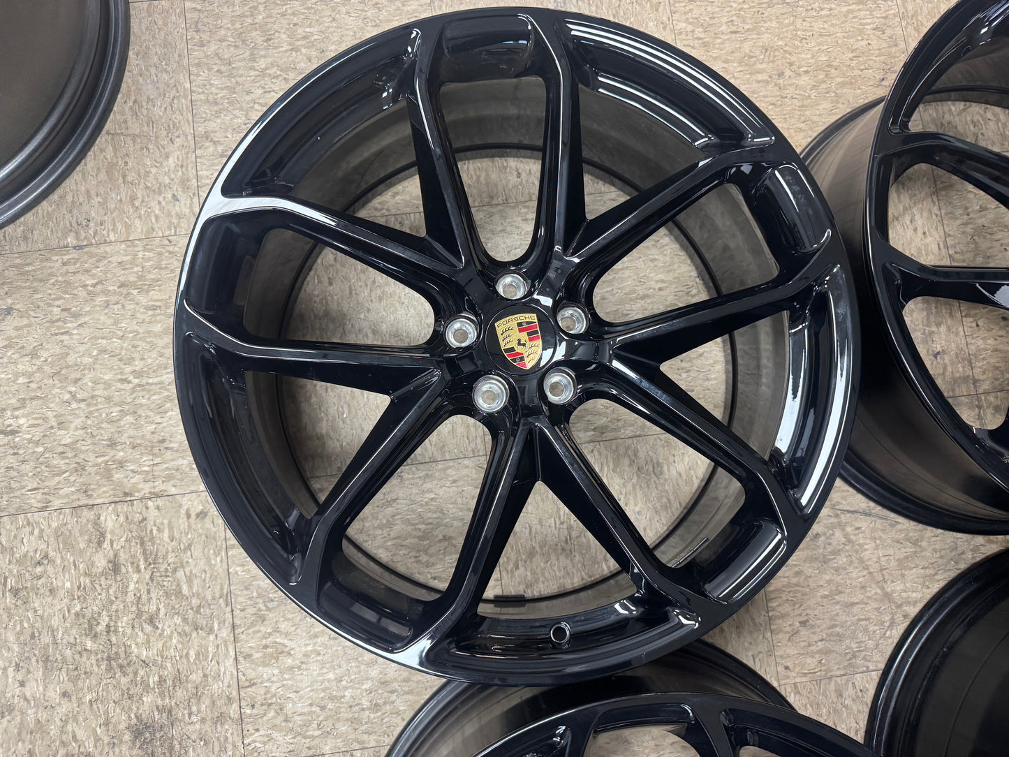 OEM FORGED 21" Porsche Macan GT Design Wheels: Gloss Black, Tire Options