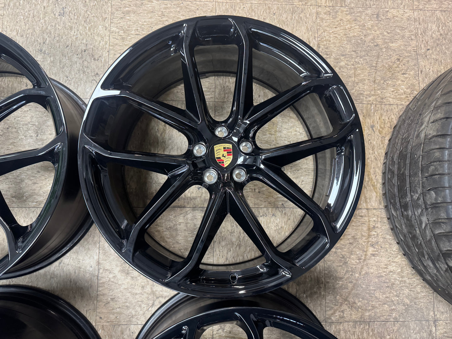OEM FORGED 21" Porsche Macan GT Design Wheels: Gloss Black, Tire Options