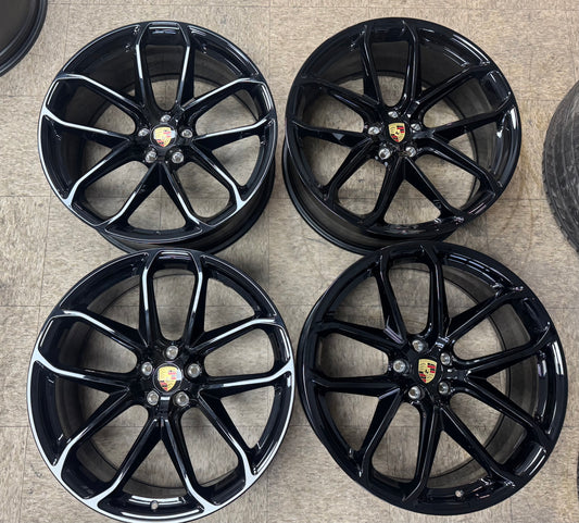 OEM FORGED 21" Porsche Macan GT Design Wheels: Gloss Black, Tire Options